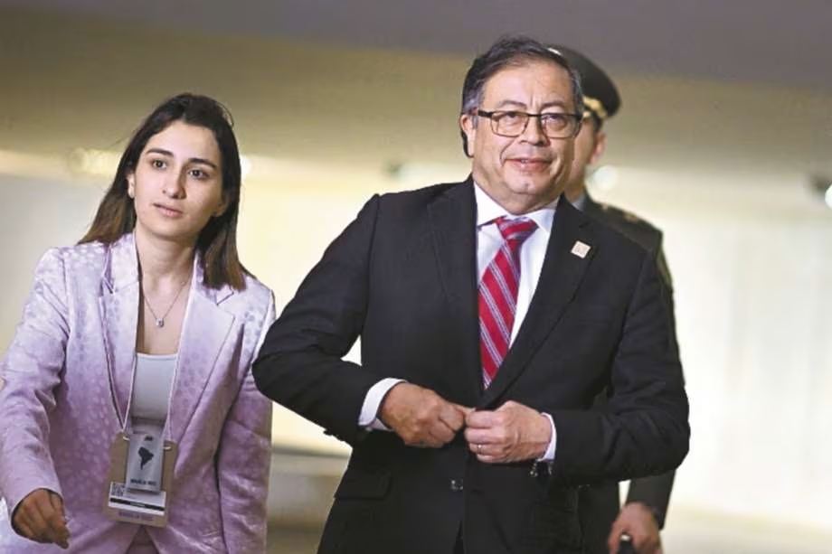 Fuentes confirmaron que Laura Sarabia presentó su renuncia pero Gustavo Petro no se la aceptó Fuentes confirmaron que Laura Sarabia presentó su renuncia pero Gustavo Petro no se la aceptó