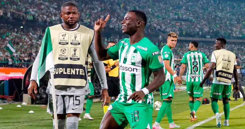 Hinestroza confirmó que se quedaría en el Nacional para la temporada 2025 Hinestroza confirmó que se quedaría en el Nacional para la temporada 2025
