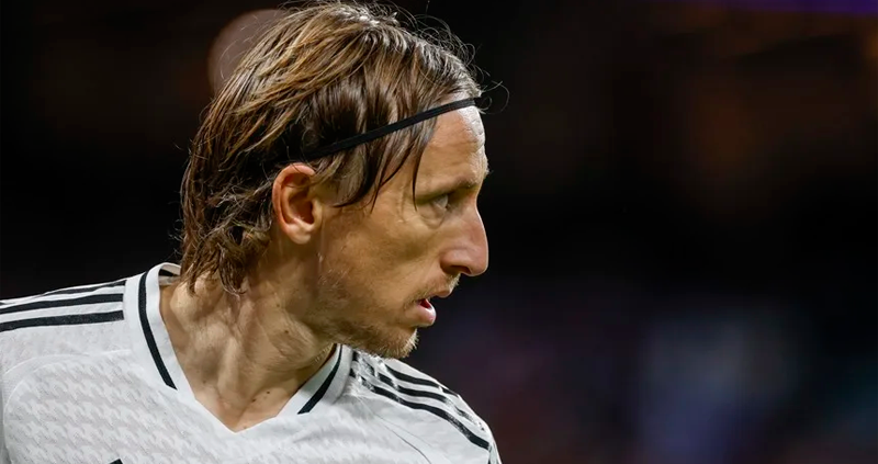 Croata Luka Modric Quietsch para una temporada de Milán de Interalia