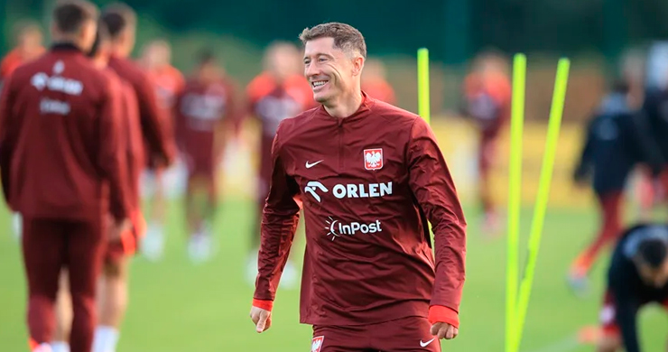 Lewandowski sufre una rotura de bíceps y está entre los lesionados del Barcelona Lewandowski sufre una rotura de bíceps y está entre los lesionados del Barcelona